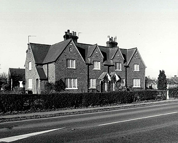 23 to 26 Turnpike Road in 1981 [Z50/65/12]